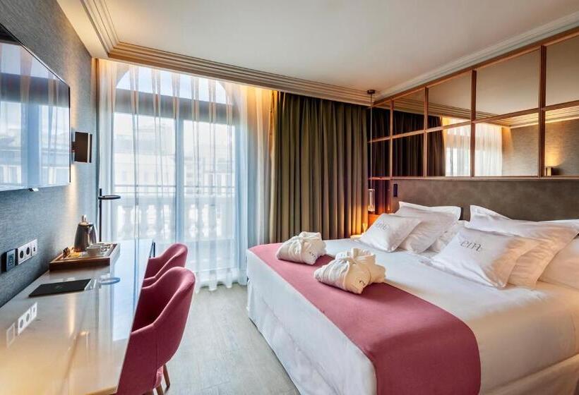 اتاق پریمیوم با بالکن, Barcelo Emperatriz