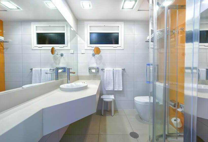 Quarto Estandar Individual, Bull Eugenia Victoria & Spa