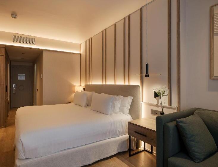Семейный Номер Superior, H10 Puerta de Alcalá