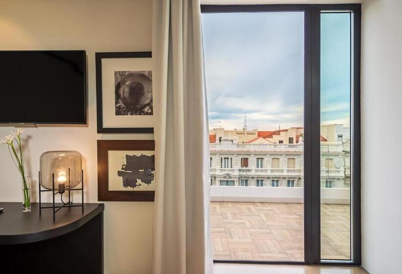 Номер Deluxe с Террасой, H10 Puerta de Alcalá