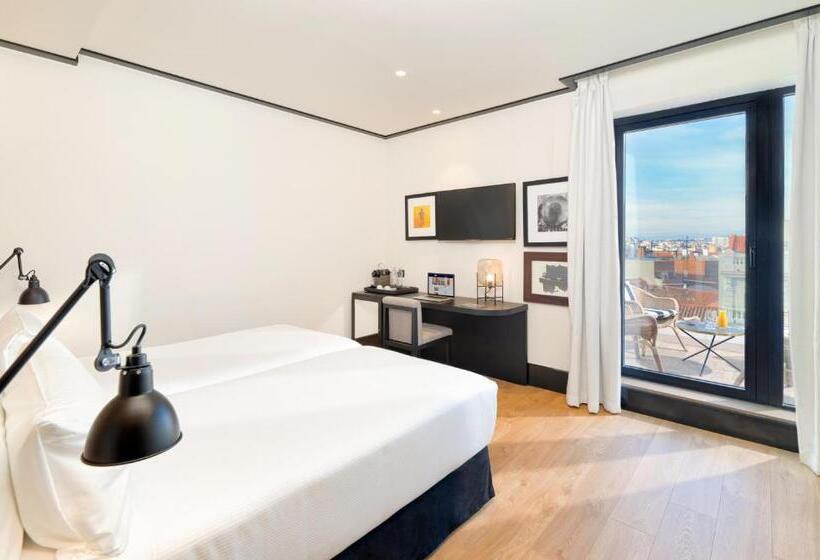 اتاق لوکس با تراس, H10 Puerta de Alcalá