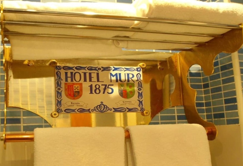 اتاق استاندارد, Mur