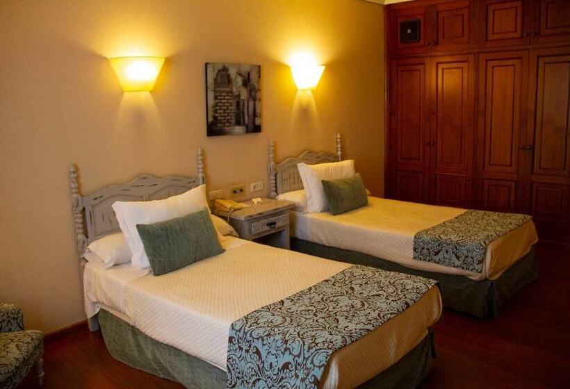Номер Стандарт, Pazo O Rial