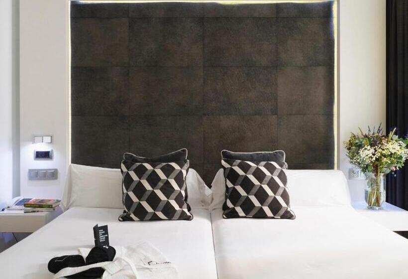 اتاق استاندارد اینتریور, Regina