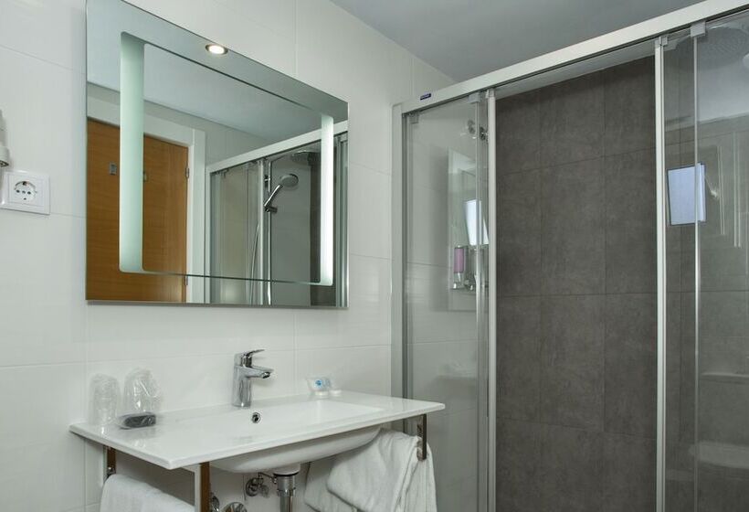 Habitación Superior, Baviera