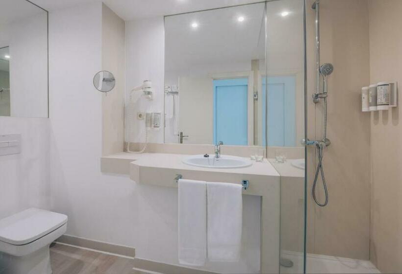 Семейный Номер, Iberostar Waves Bouganville Playa