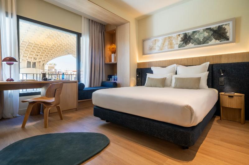 Deluxe Kamer met Balkon, Ocean Drive Sevilla