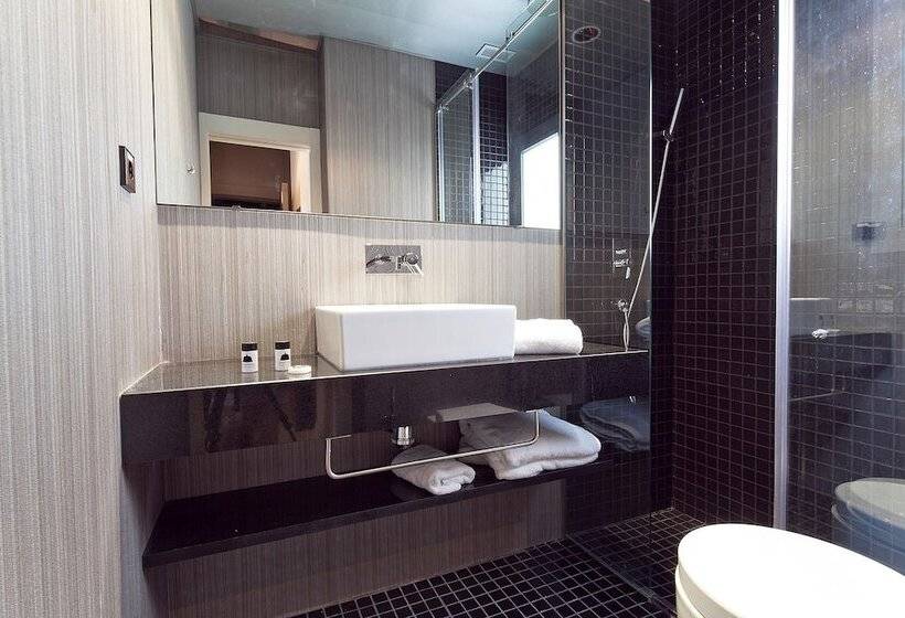 اتاق استاندارد سه نفره, Cosy Rooms Embajador