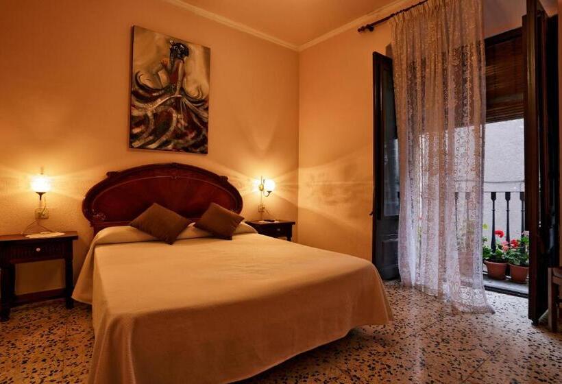 Номер Стандарт с Балконом, Hostal Populetus