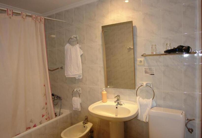Номер Стандарт, Hostal Populetus