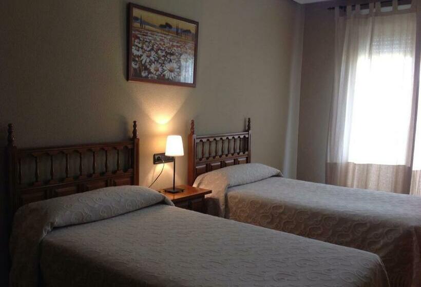 Номер Стандарт, Hostal Argentino