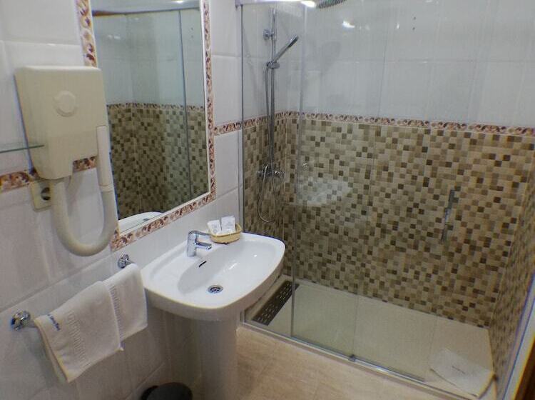 اتاق استاندارد, Hostal Santo Tomé