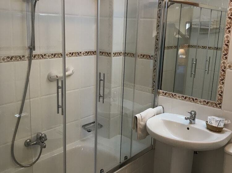 اتاق استاندارد, Hostal Santo Tomé