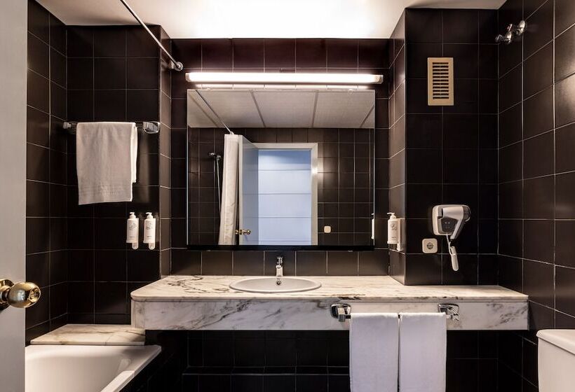 Economy Triple Room, htop Platja Park