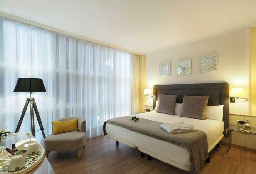 اتاق استاندارد سه نفره, Vilana Hotel Boutique