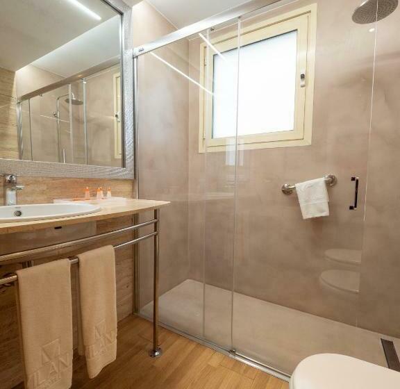 Номер Стандарт Трехместный, Vilana Hotel Boutique