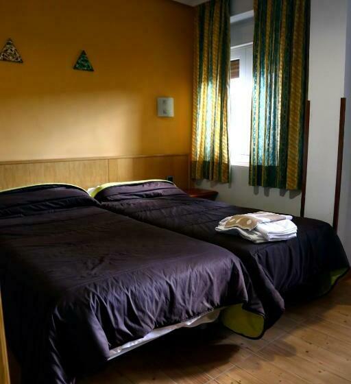 Номер Стандарт, Hostal Muralla