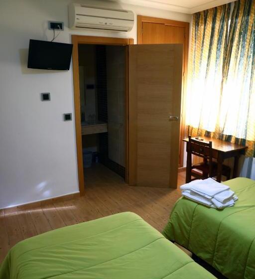 Номер Стандарт, Hostal Muralla