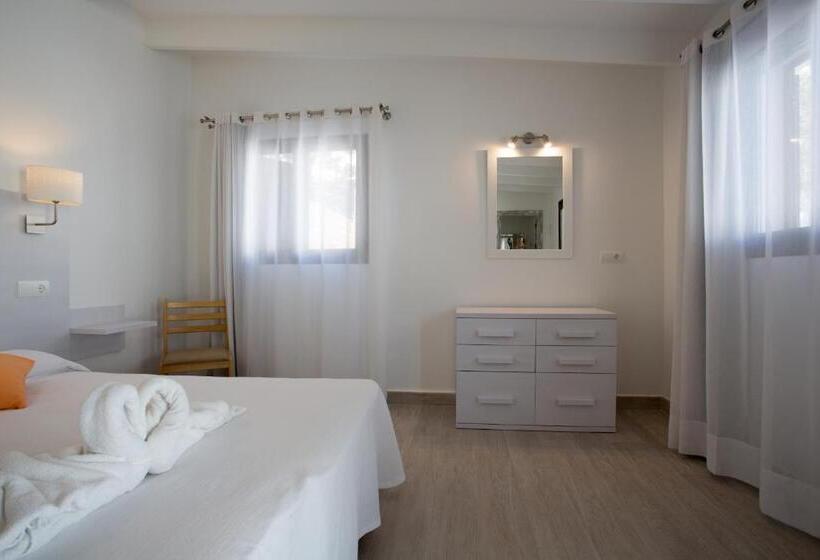 חדר סופריור נוף לגינה, Rosamar   Emar Hotels