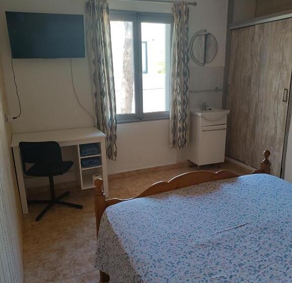 Номер Economy, Hostal Bélgica