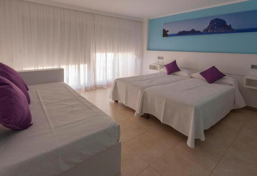 スタンダードトリプルルーム, Hostal Costa Blanca