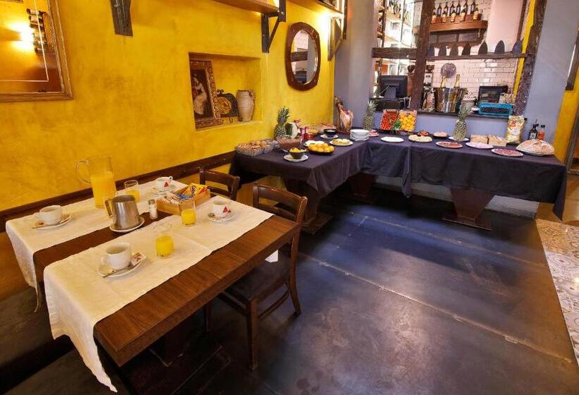 Habitación Estándar Individual, Alhambra Suites