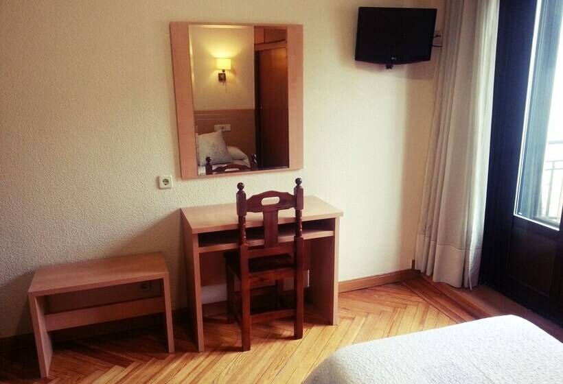 اتاق استاندارد یک نفره, Hostal Avenida