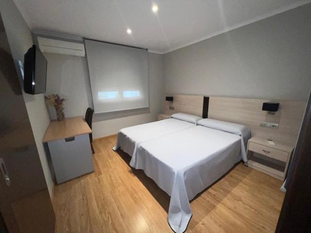 Семейный Номер, Hostal Crisami
