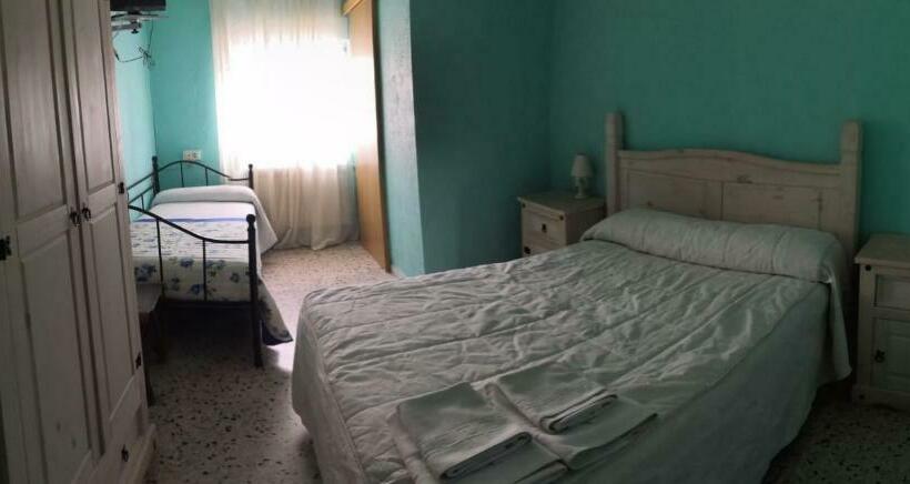 Семейный Номер, Hostal Restaurante Ceres