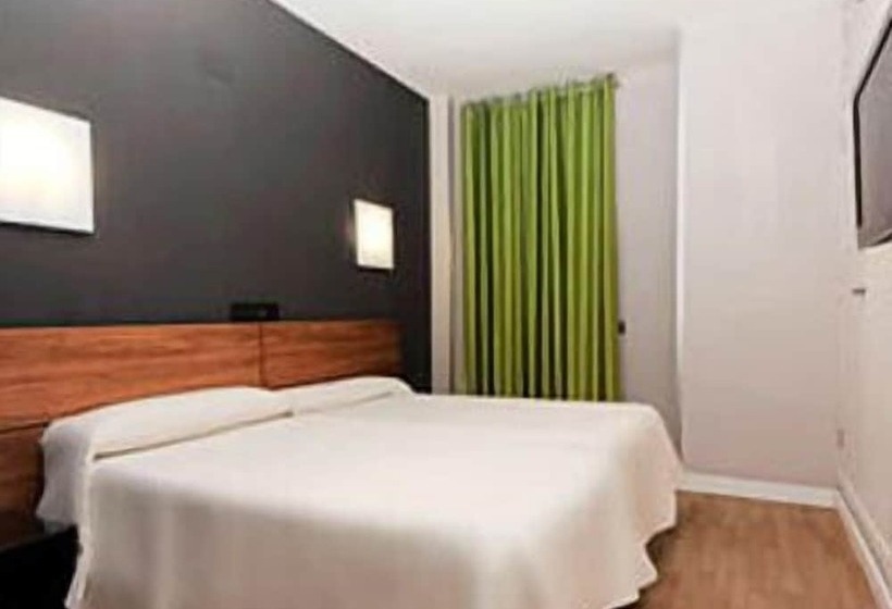 四人标准间, Hospedium Hostal Un Punto Chic