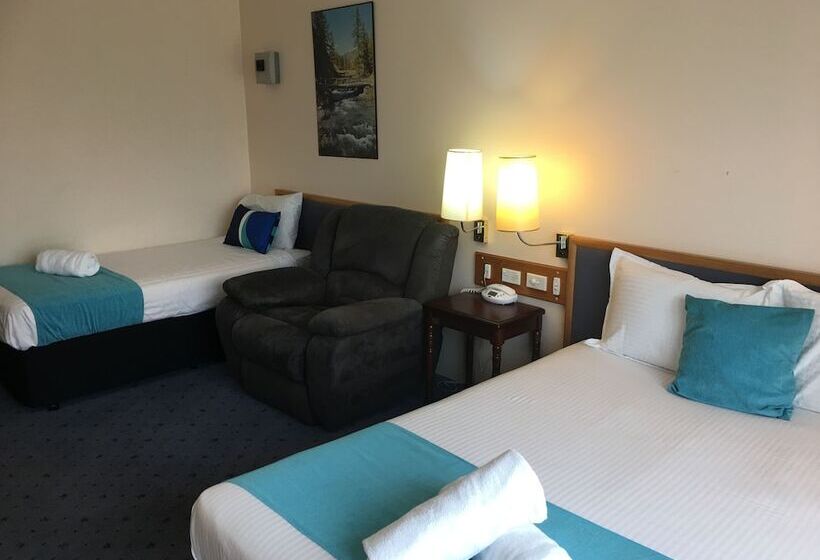 اتاق لوکس سه تخته, Australia Park Motel