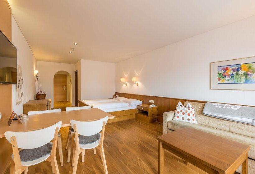 Номер Стандарт с Балконом, Wohlfühlhotel Schiestl