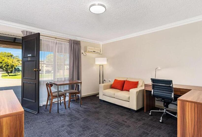 Люкс Executive Кровать Кинг, Quality Inn Carriage House