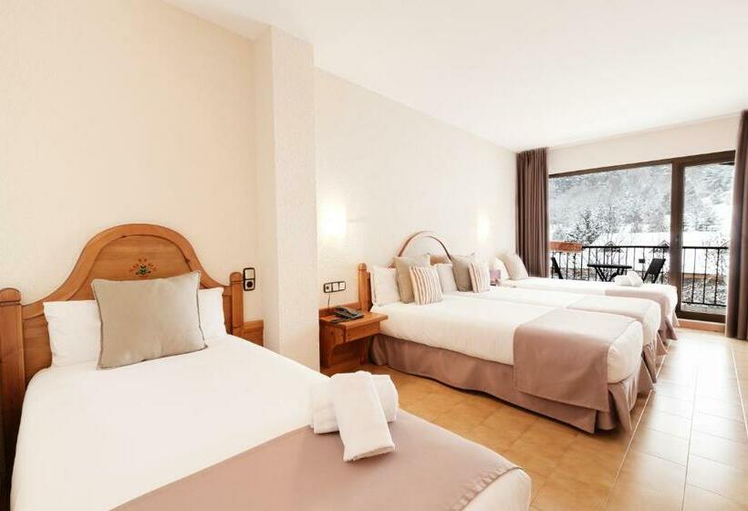 חדר סופריור לארבעה, Sant Gothard by Nexta