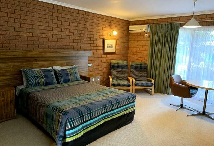 Номер Deluxe, Kingswood Motel