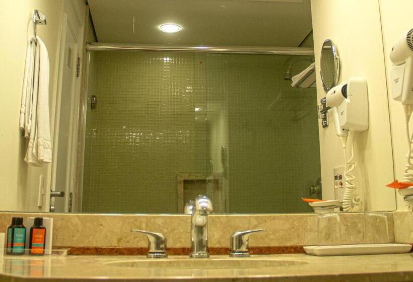 디럭스 룸, Royal Palm Plaza Resort