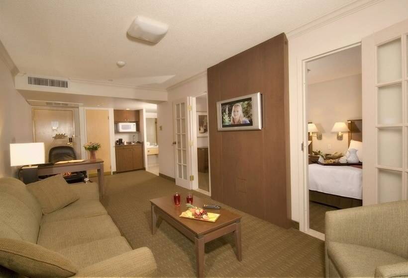 スイート, Best Western Plus Lamplighter Inn & Conference Centre