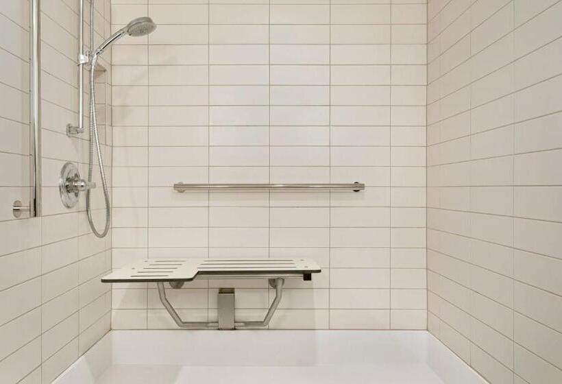 Quarto Estandar Cama King, Delta Hotels By Marriott Saint John