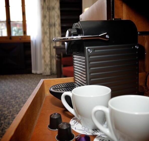 디럭스 전망 룸, Fairmont Le Chateau Montebello