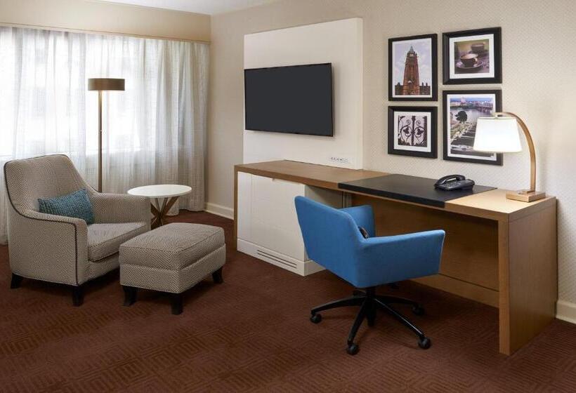 חדר קלאב, Sheraton Ottawa