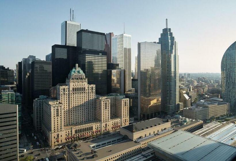 キングサイドベッドのスタンダードワンルーム, Fairmont Royal York