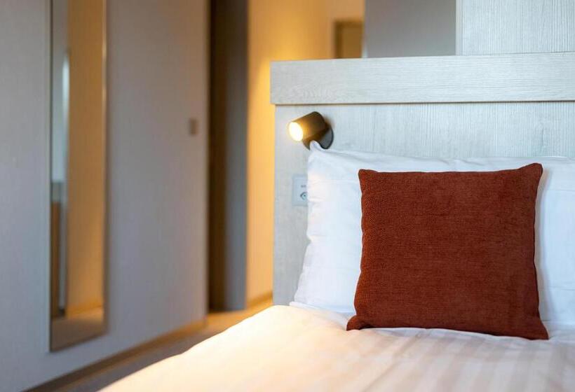 Номер Стандарт Индивидуальный, Victoria Hotel & Residence