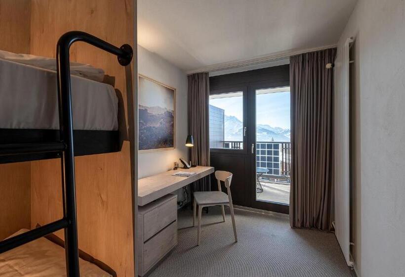Номер Стандарт с Койками, Victoria Hotel & Residence