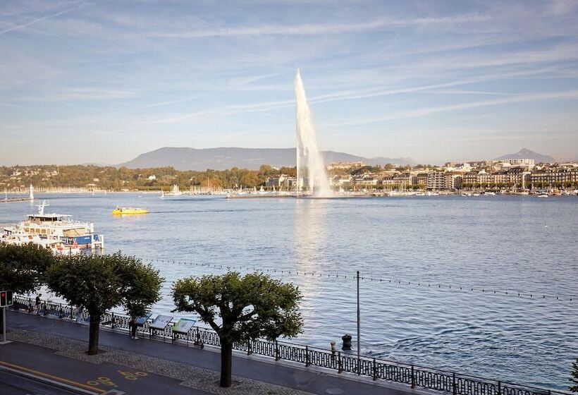 اتاق پرمیوم, The Ritz Carlton Hotel De La Paix, Geneva