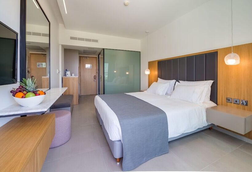 Номер Superior Боковой Вид на Море, Napa Mermaid Hotel & Suites