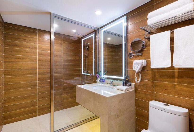 Superior Room, Novotel Beijing Peace