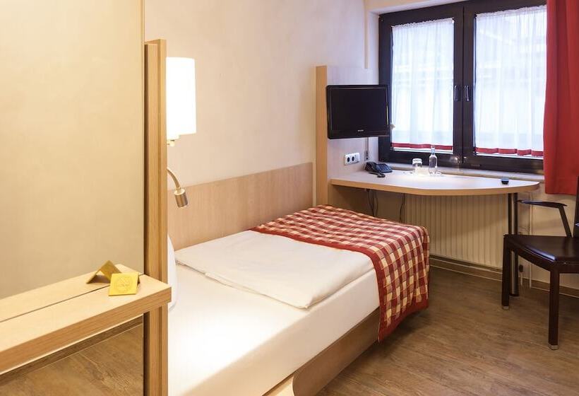 Номер Стандарт Индивидуальный, Centro Hotel Goya Wolfsburg, Trademark Collection By Wyndham