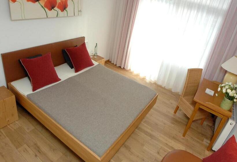 스탠다드 발코니 룸, Biohotel Mohren