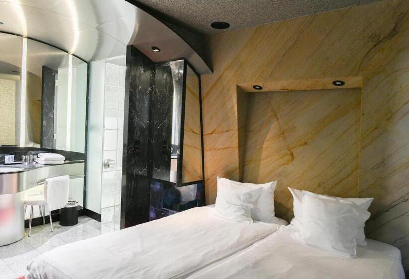 Семейный Номер, Bamberger Hof Bellevue