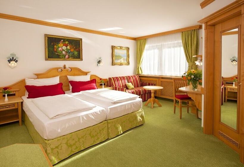 Полулюкс, Park Hotel Laim